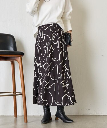 ライン柄フレアスカート