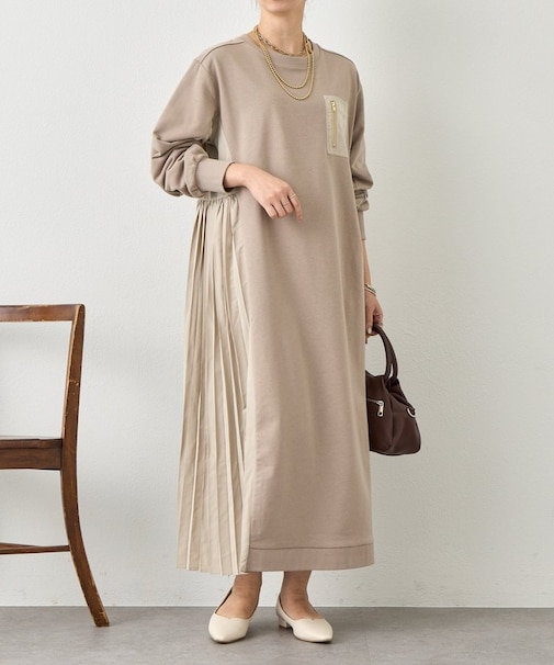 サイドプリーツ裏毛ワンピース