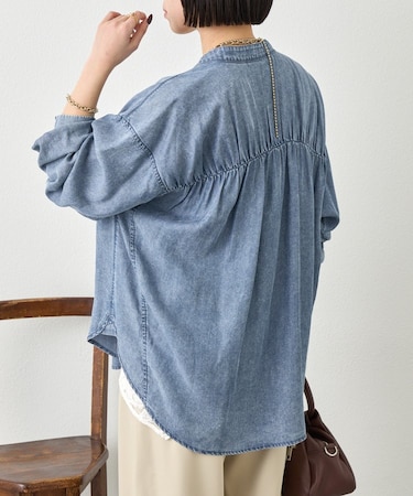 バックギャザーデニムシャツ