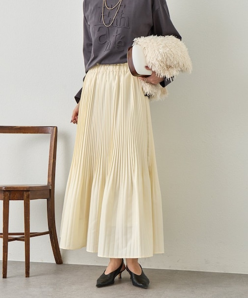 プリーツスカート