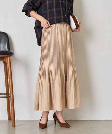 プリーツスカート