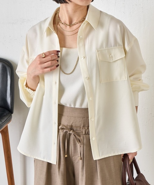 袖口シャーリングWポケットシャツ