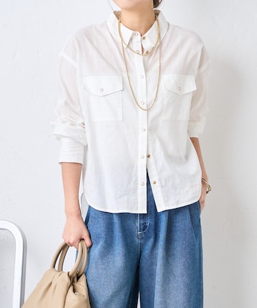 リングボタンシャツ