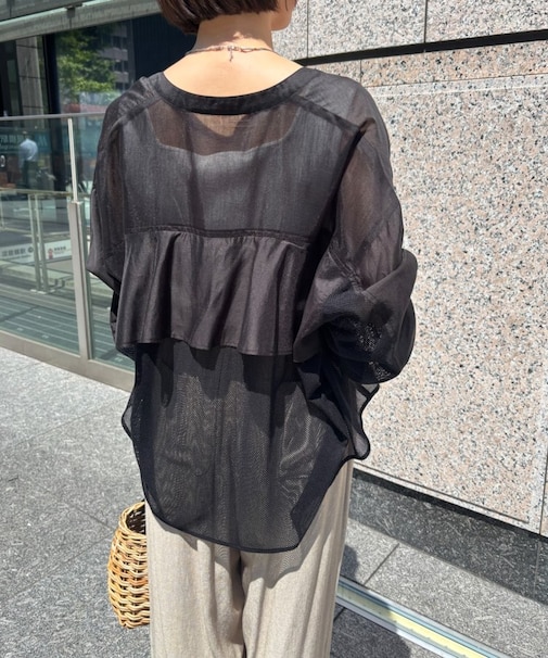 バックラッフルメッシュジャケット