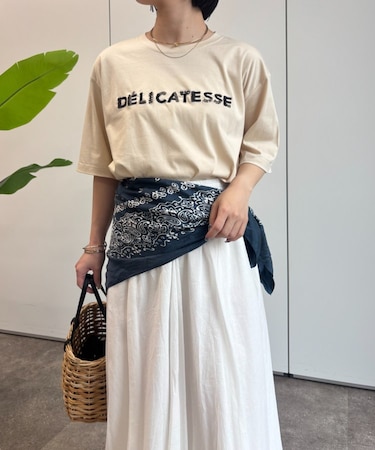 ビーズ刺繍T