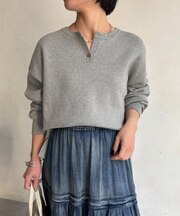 Vネックコットンニット