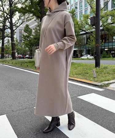 フリースフードワンピース