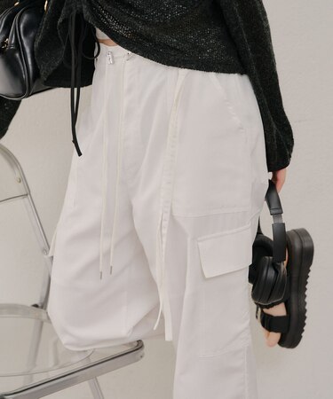 レースストラップ付カーゴパンツ