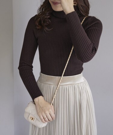リブタートルネックプルオーバー