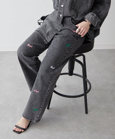 【2025 Spring/Summer】ロゴ刺繍デニムパンツ