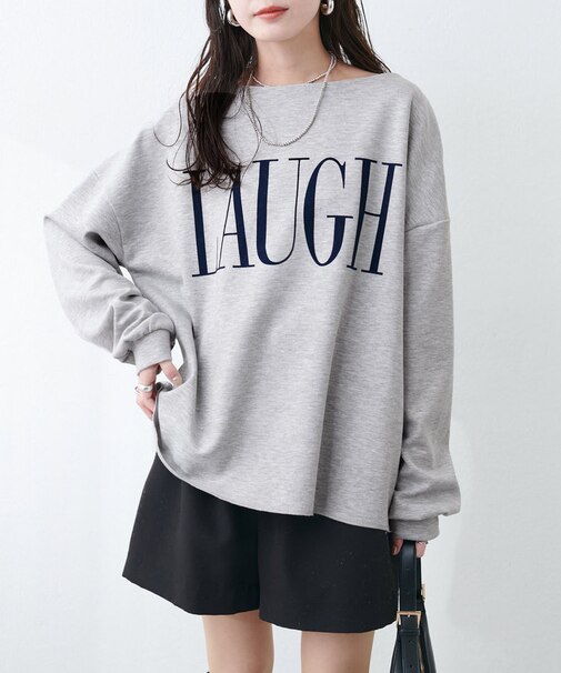 【natural couture】裏起毛ロゴ入りプルオーバー