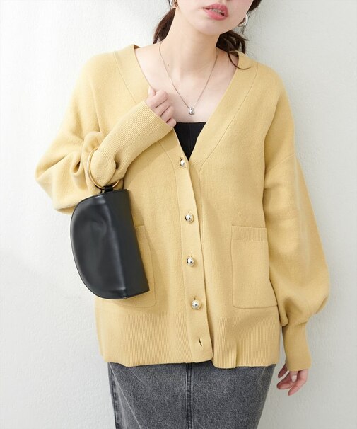 【natural couture】ぷっくり金ボタンミドルカーデ