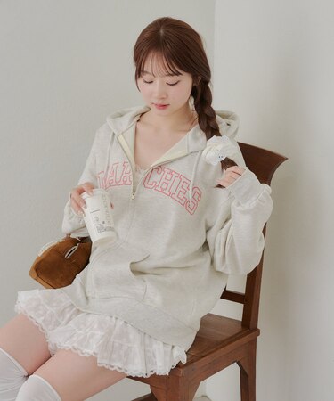 【RMAF】【MARCHES】ロゴ刺繍ZIPUPパーカー