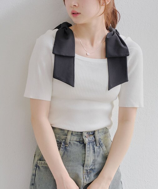 肩リボンスクエアネックニット