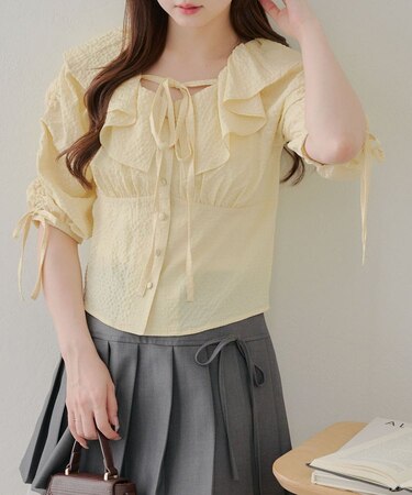 【RMAF】ラッフル衿ホルターブラウス