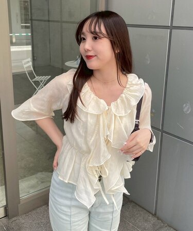 【＠_chipi2x セレクト】楊柳シアーラッフル5分袖ブラウス
