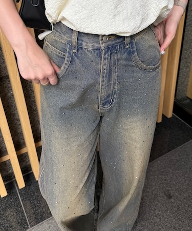 【2サイズ展開】ストーン付きバギーデニムパンツ