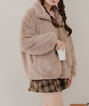 ファースタンドブルゾン