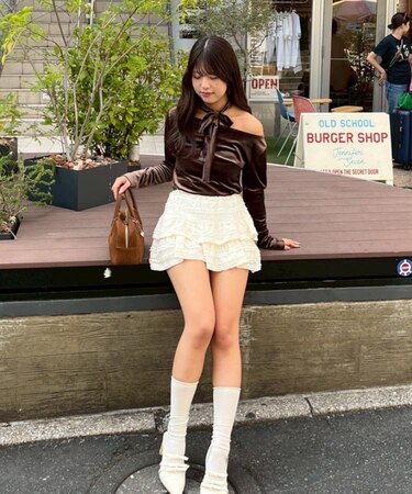 【ゆず@reve.perle_セレクト】ベロア＆ニットソーの2素材！