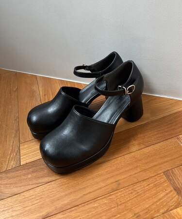 【one after another】ストーム付きストラップシューズ