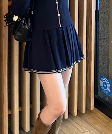 【セットアップ対応】裾ライン入りプリーツミニスカート