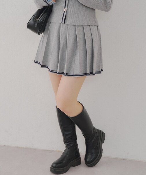 【セットアップ対応】裾ライン入りプリーツミニスカート