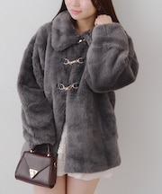 《冬が待ち遠しくなる?》ラビットファービット付きミドルコート