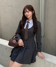 推し活にもぴったり！ネクタイ付ドッキングワンピース