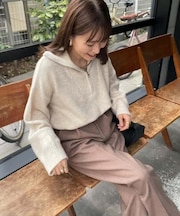 柔らかな肌さわり、ヤクタッチハーフジップニット