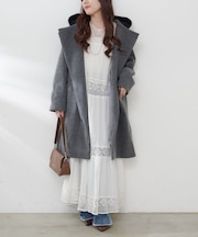 きれいめデザイン、フード付ZIPコート