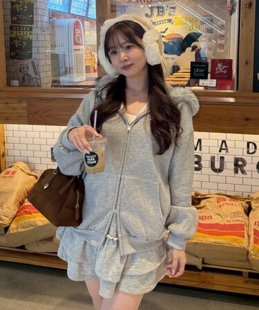 ラメキラキラファーパーカー