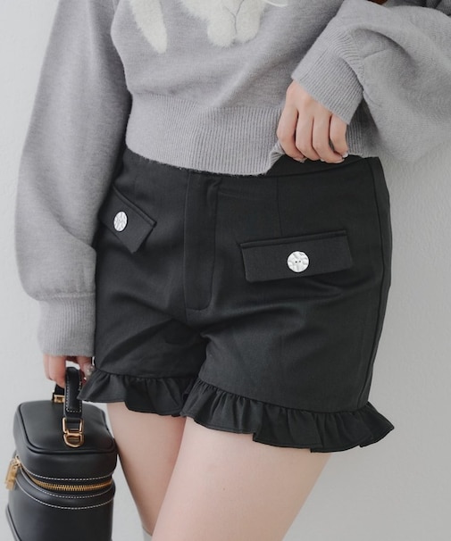 細見えまちがいなし!裾フリルショートパンツ