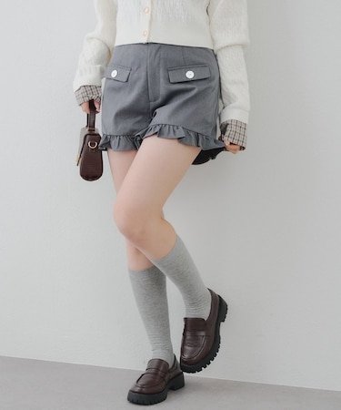 細見えまちがいなし！裾フリルショートパンツ
