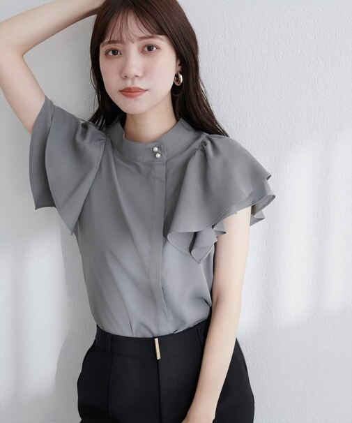 【natural couture】ラッフルフリルフロントアシメブラウス