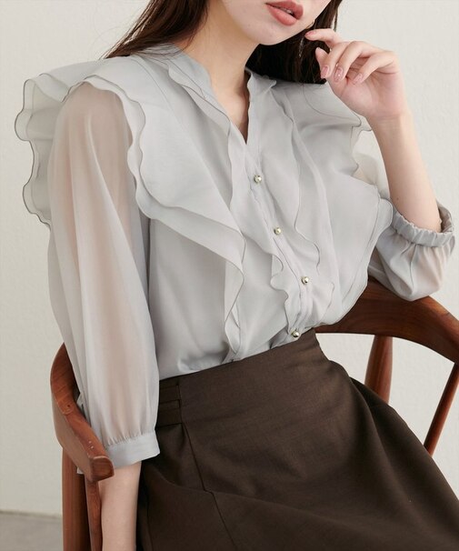 【natural couture】ラッフルフリルキーネック7部袖ブラウス