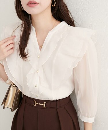 【natural couture】ラッフルフリルキーネック7部袖ブラウス