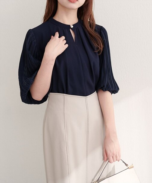 【natural couture】【WEB限定】プリーツスリーブきれいめブラウス