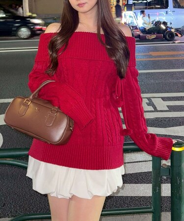 【HolidayCollection】オフショルケーブルニット