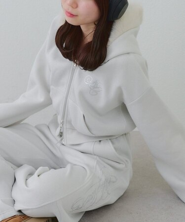 【SETUP対応アイテム】ラメロゴ裏起毛ファーパーカー