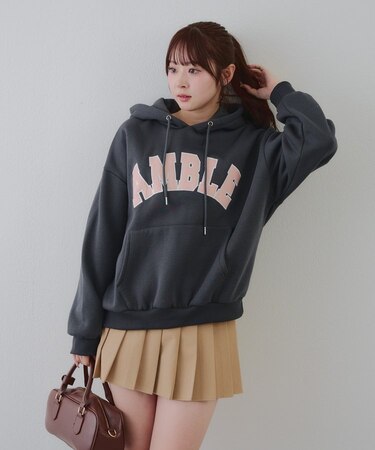 【RMAF】ロゴフードパーカー