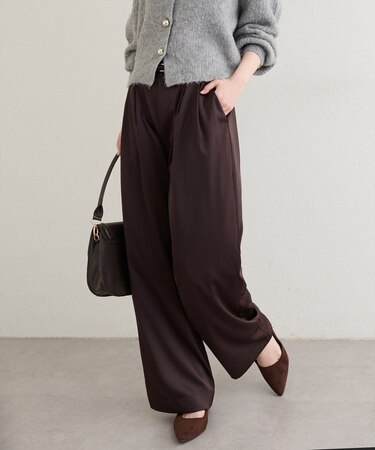 【EVERY.VERY niceclaup】タックサテンパンツ