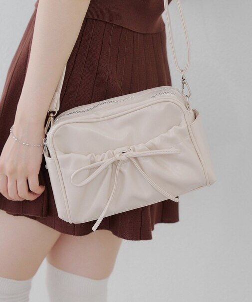 アリーショルダー