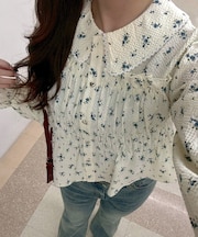 シャーリングペプラムブラウス