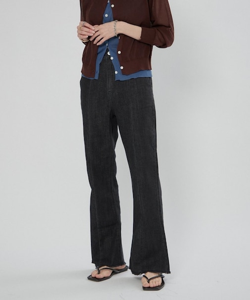 【nane】《サイズ展開有》ストレッチデニムフレアーパンツ