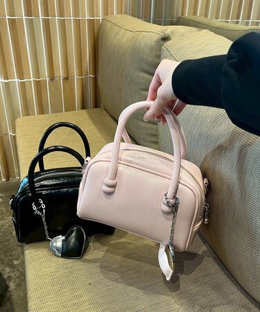 レースリボン×チャームショルダー