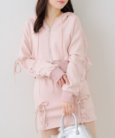 【set upで楽しめる】ロゴキラリダンボールレースUPパーカー