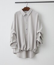 色々ボタン段々袖タケノコタックブラウス