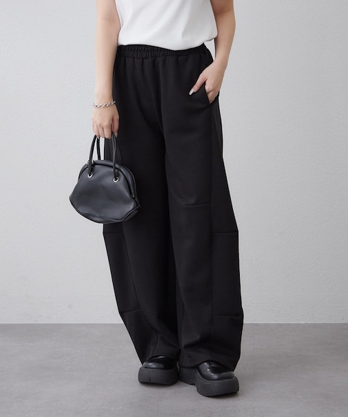 カーブシルエットスウェットパンツ