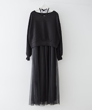 【2枚SET】Vネックニット＋チュールキャミワンピース