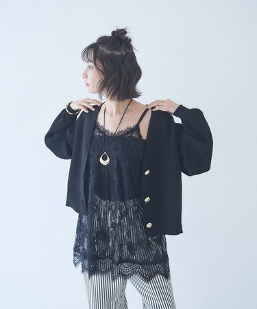 レイヤードにぴったり！レースチュニック